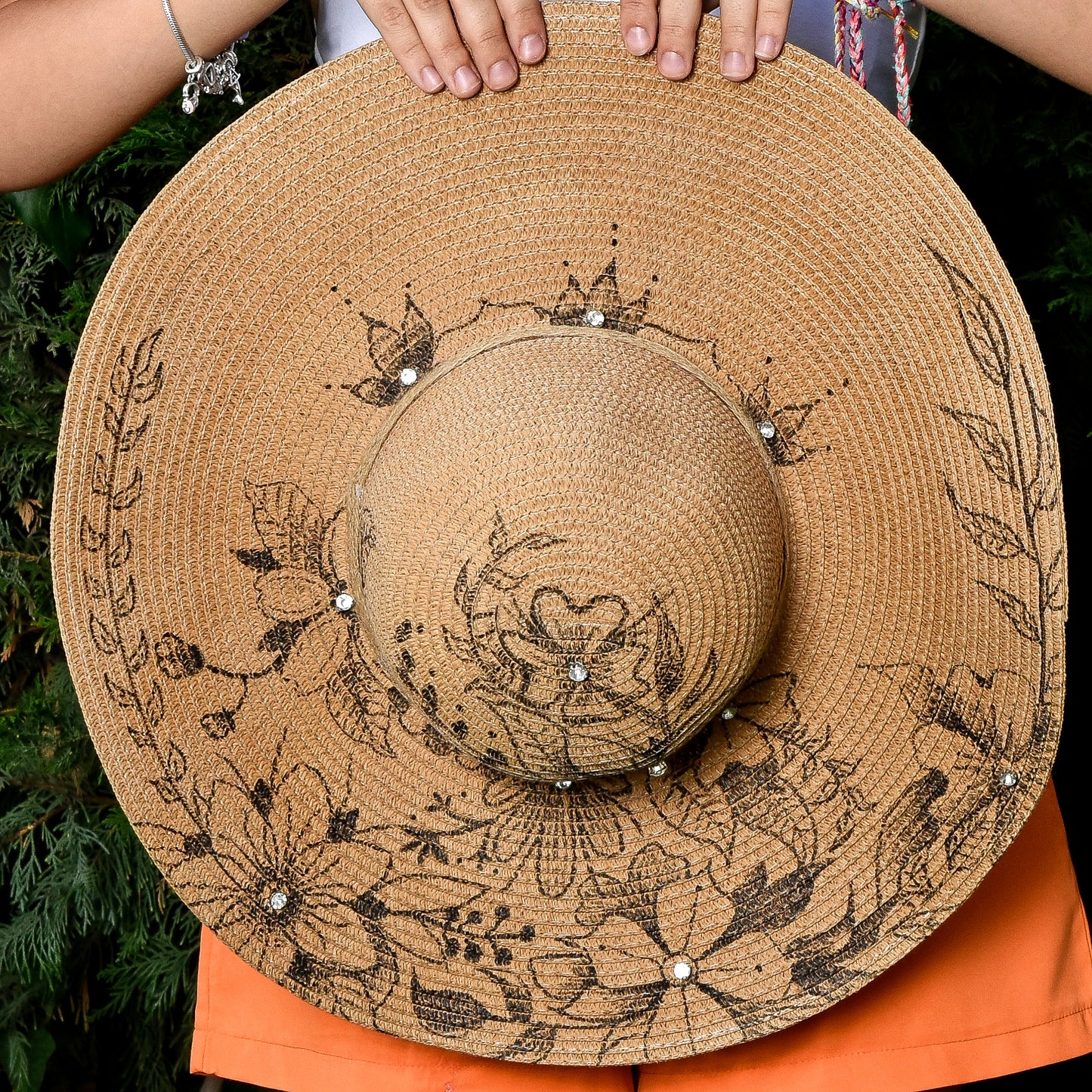 Big Straw with Line Black Flowers Hat