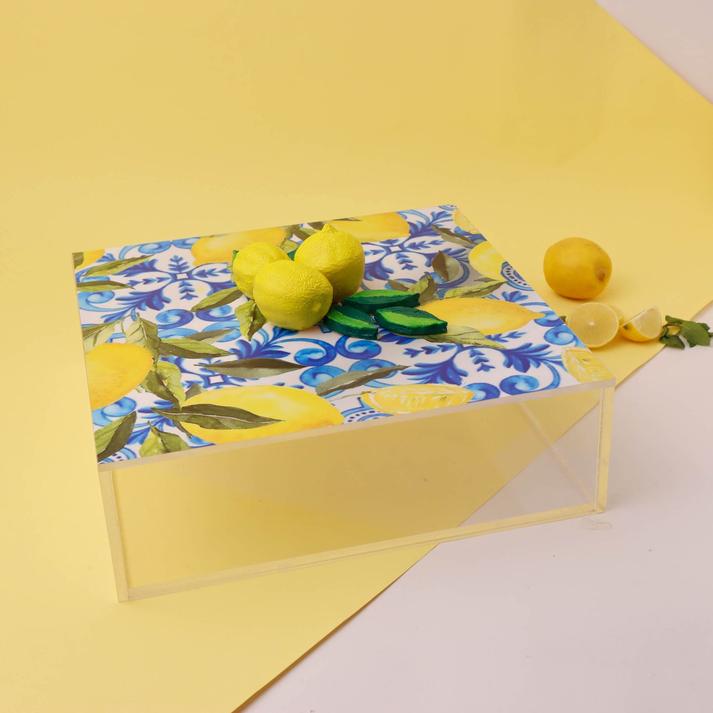 Fresh Lemons with Blue Plexi Box 25X25CM