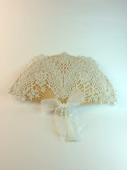 Bridal Fans – Floral Lace & Pearls