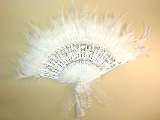 Bridal Fans – Feathrs & Crystal Radiance