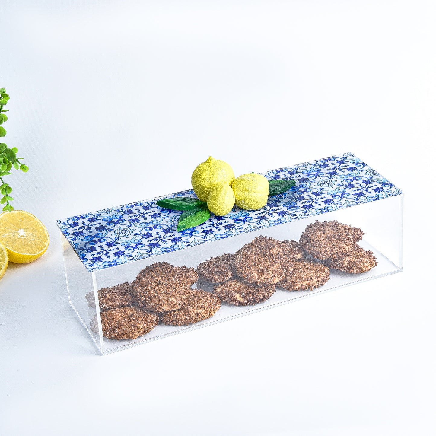 Fresh Lemons with Blue Plexi Box 30X10CM