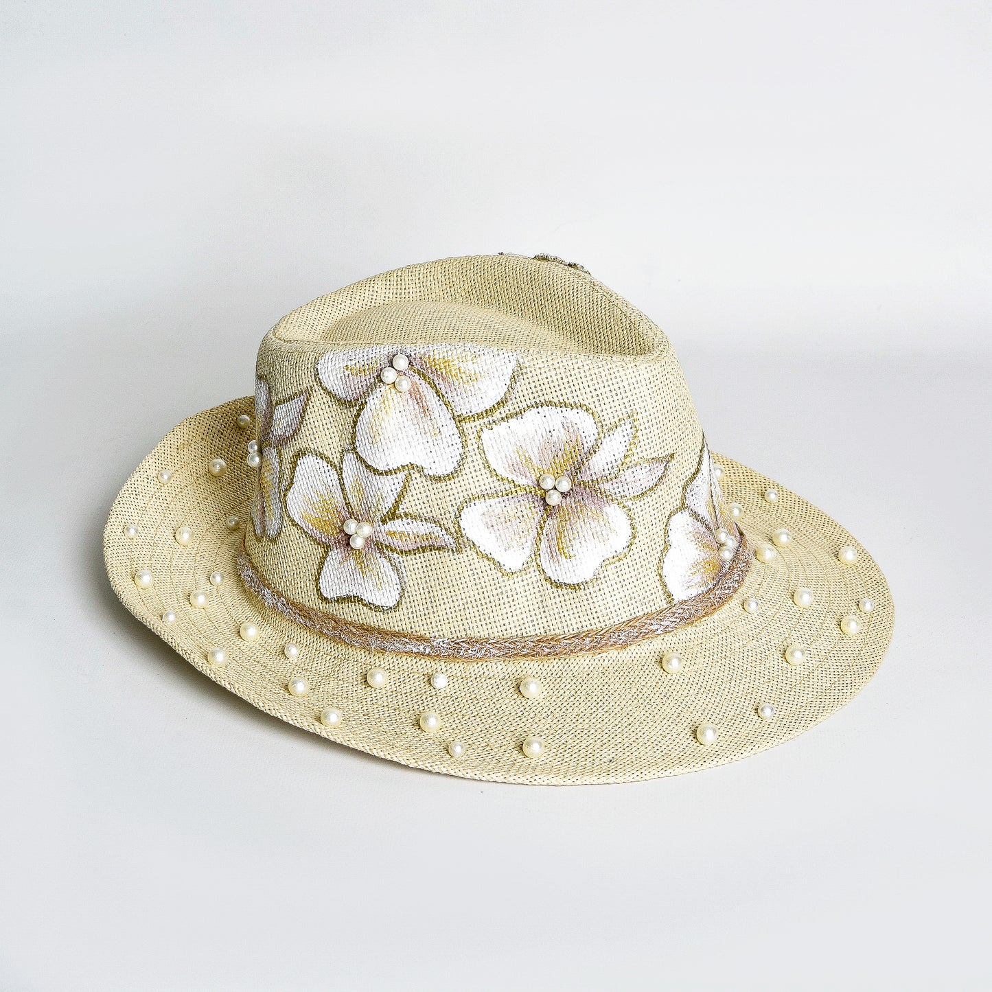 Off White with Flowers and Pearls Hat