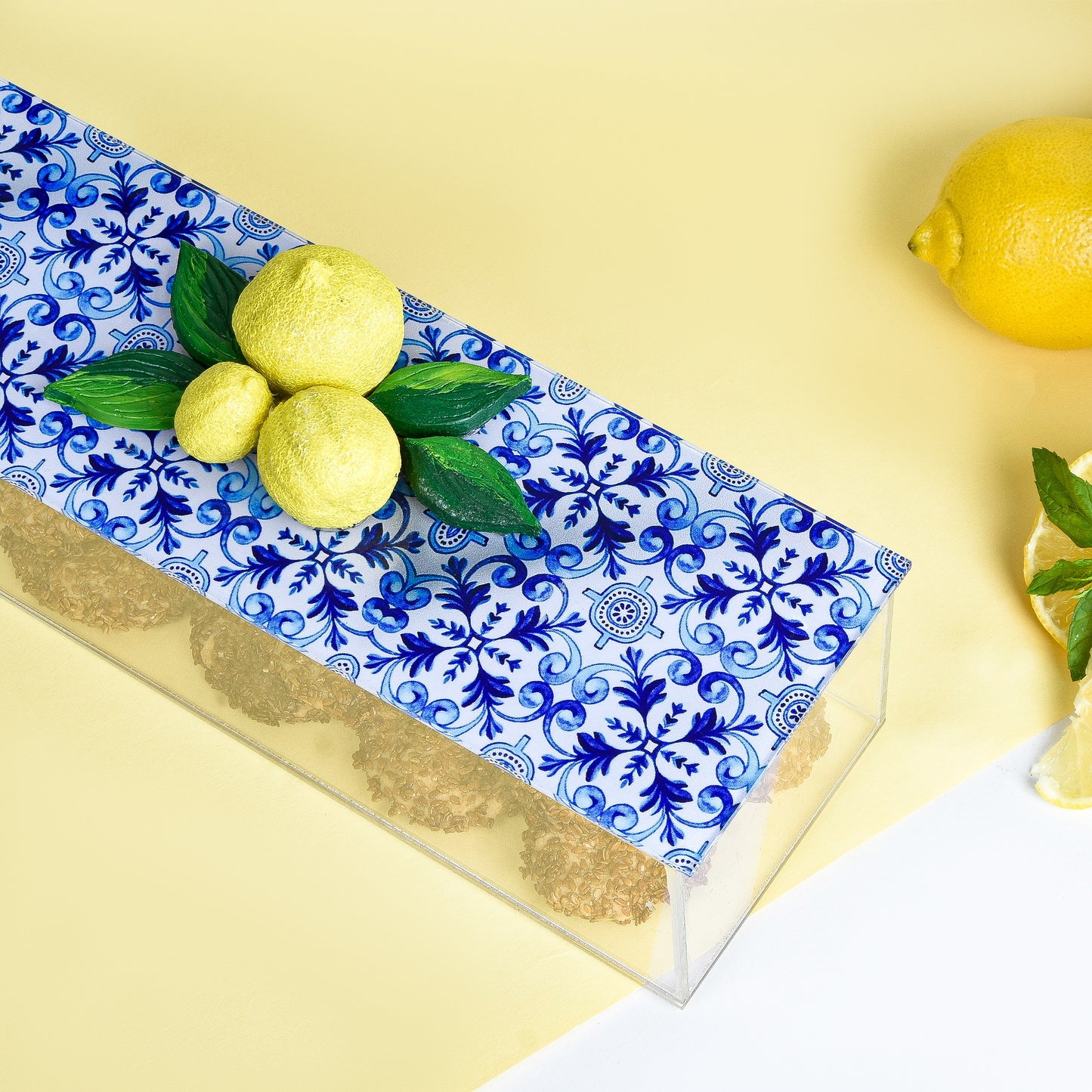 Fresh Lemons with Blue Plexi Box 30X10CM