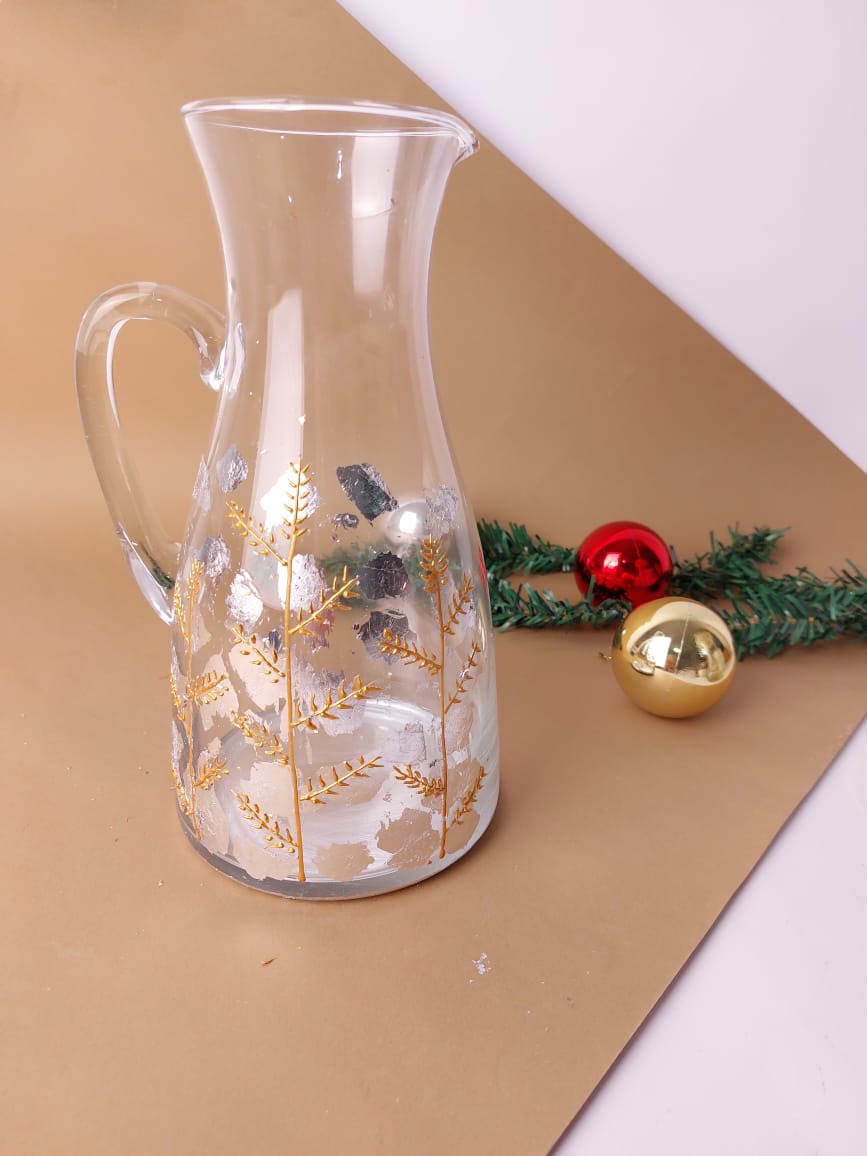 Three Christmas Deers Gold & White Water Jug